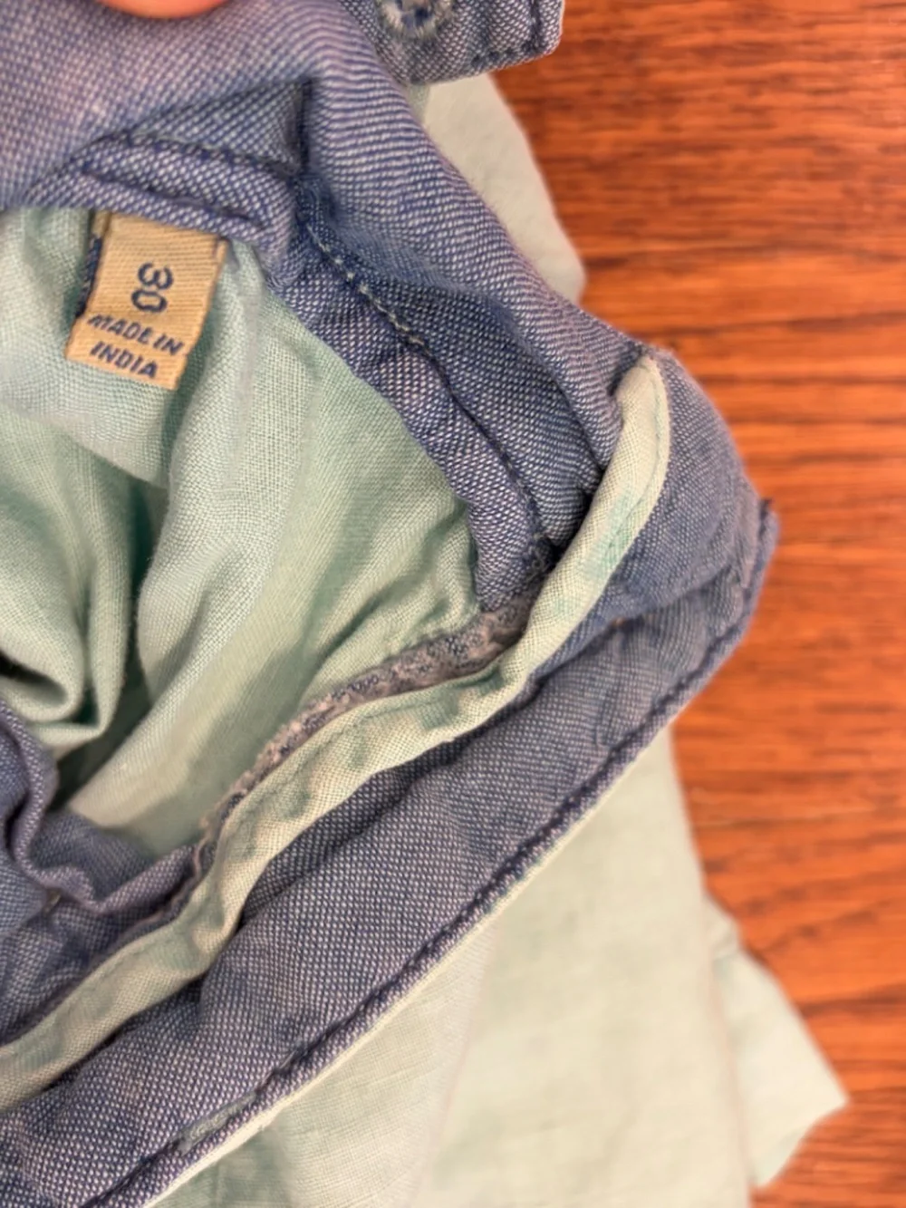 Faherty mens cotton linen shorts size 30 light blue broken in casual beach
